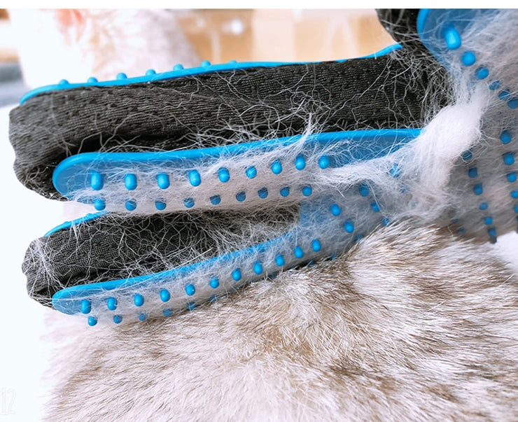 Pet Grooming Glove – Deshedding & Massage Brush for Cats & Dogs