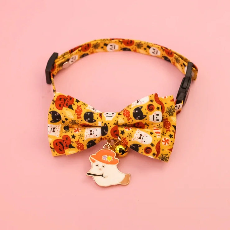 Halloween Pet Collars – Detachable Bow & Holiday Print for Cats & Dogs