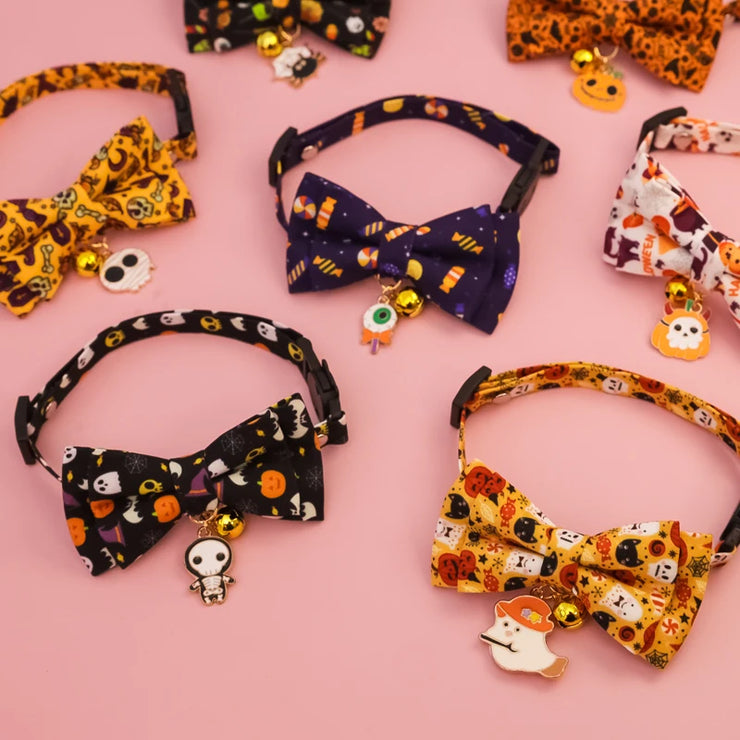 Halloween Pet Collars – Detachable Bow & Holiday Print for Cats & Dogs