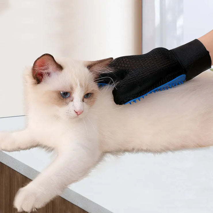 Pet Grooming & Deshedding Glove – Brush for Cats, Dogs & Rabbits