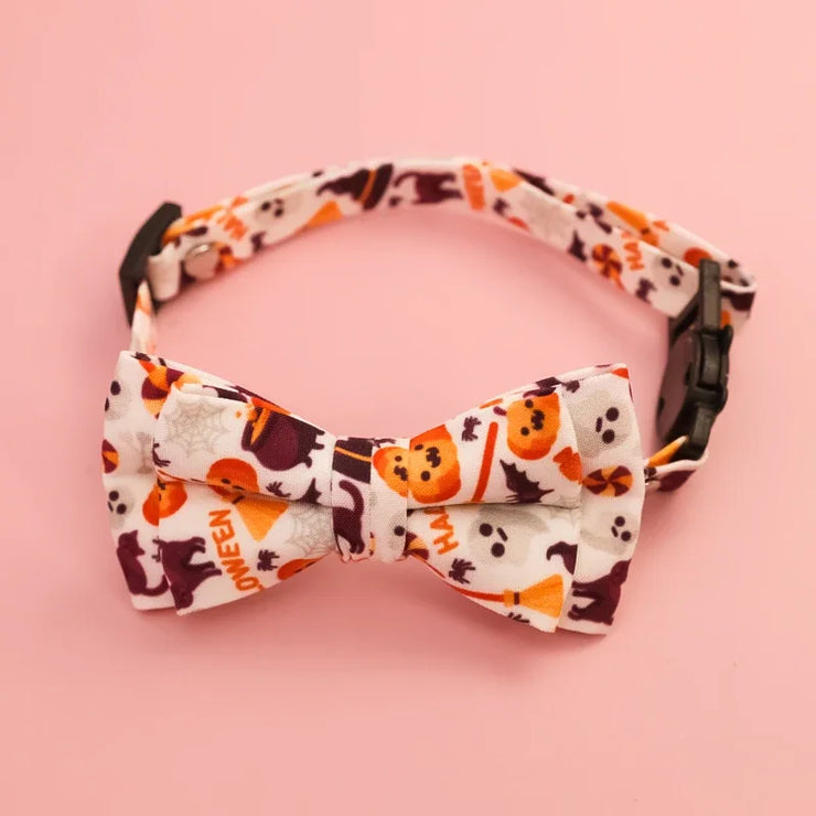 Halloween Pet Collars – Detachable Bow & Holiday Print for Cats & Dogs