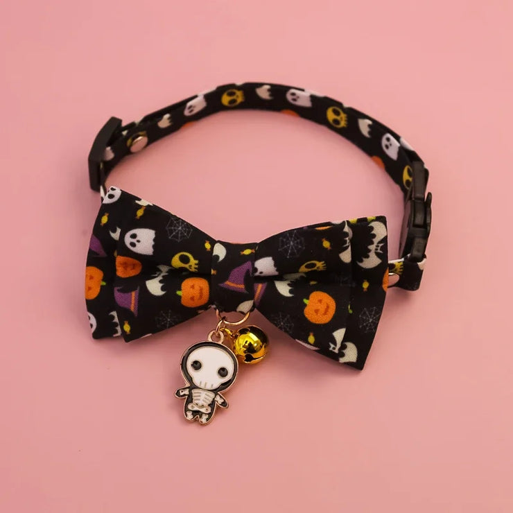 Halloween Pet Collars – Detachable Bow & Holiday Print for Cats & Dogs