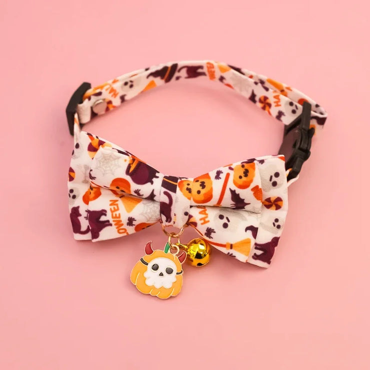 Halloween Pet Collars – Detachable Bow & Holiday Print for Cats & Dogs