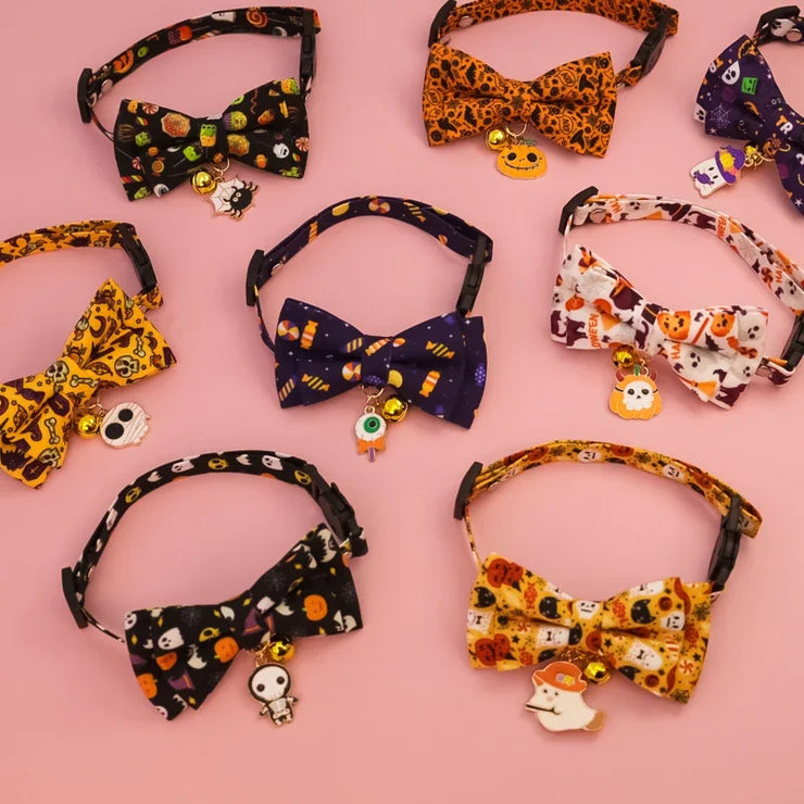 Halloween Pet Collars – Detachable Bow & Holiday Print for Cats & Dogs