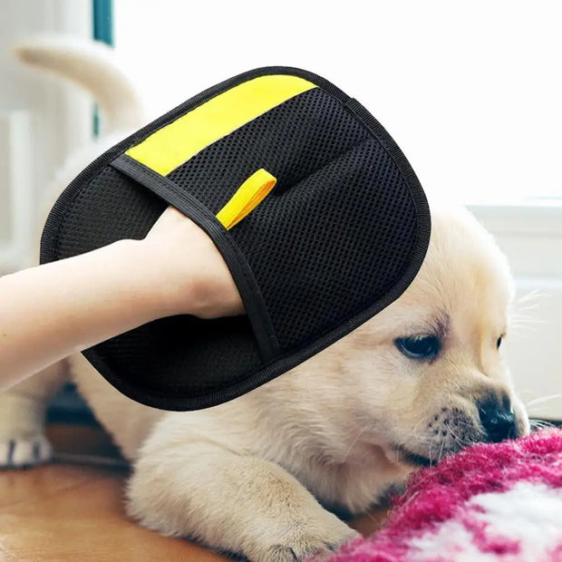Pet Grooming Gloves – Deshedding & Detangling for Dogs, Cats & Rabbits