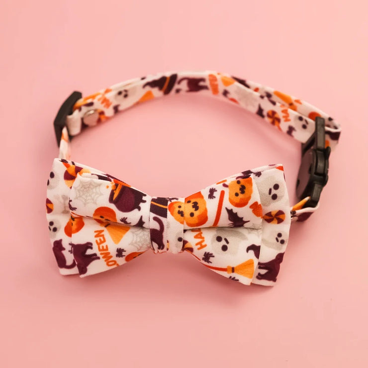 Halloween Pet Collars – Detachable Bow & Holiday Print for Cats & Dogs