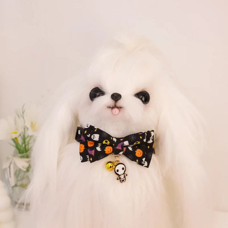Halloween Pet Collars – Detachable Bow & Holiday Print for Cats & Dogs