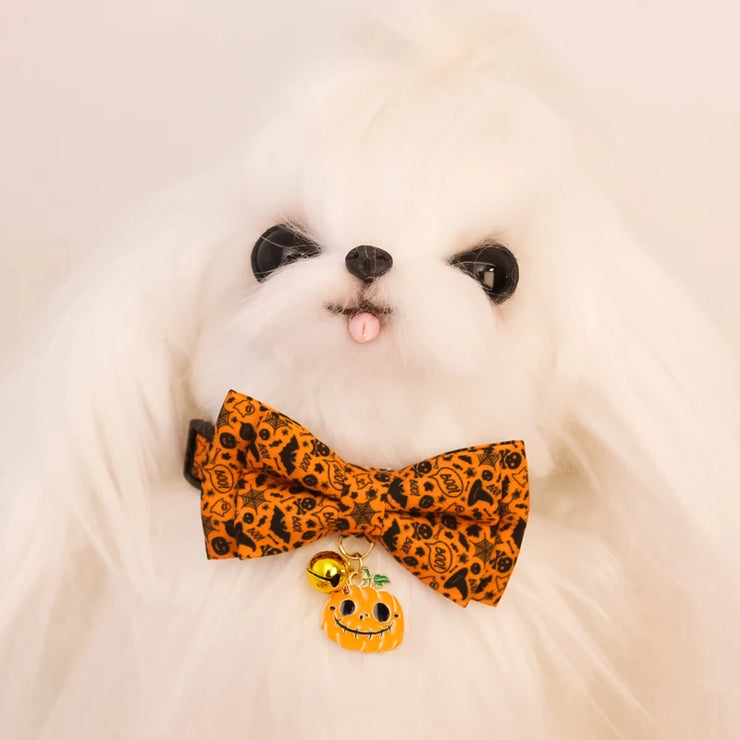 Halloween Pet Collars – Detachable Bow & Holiday Print for Cats & Dogs